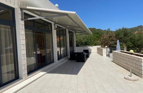 Vela Luka Apartment | Villa 4 Princesses
