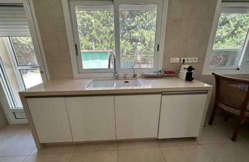 Playa de San Juan Villa | Villa 5 BDR en San Juan playa