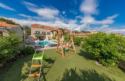 Mocici Villa | Villa ∙ 5 bedrooms ∙ 10 guests