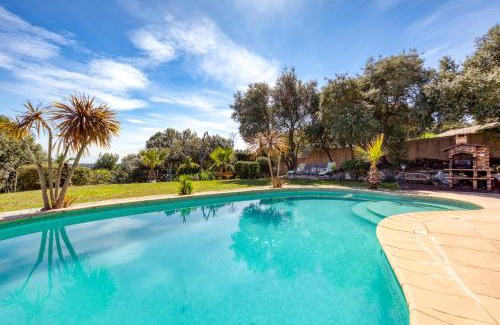 Saint-Gely-du-Fesc Apartment | Villa 6-8p avec jardin et piscine
