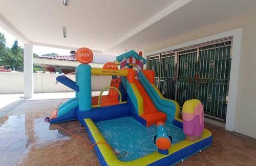 Hulu Kinta Villa | Villa ∙ 6 bedrooms ∙ 24 guests
