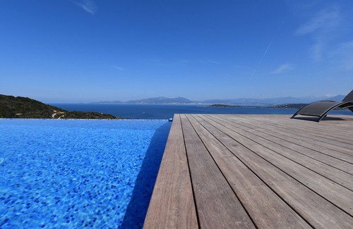 Verghia Villa | Villa 6 Bedrooms, sea view, swimming pool on Ajaccio's south shore