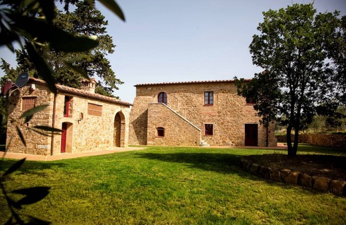 Poggibonsi Villa | Villa ∙ 6 bedrooms ∙ 12 guests