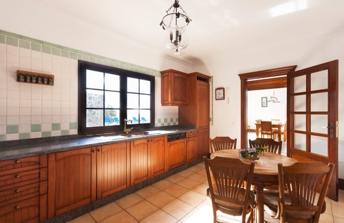 Los Valles House | VILLA 600M2 FOR 12 GUESTS. CLIMATIZED POOL, SAUNA, BBQ, BILLIARD, FOOTBALL