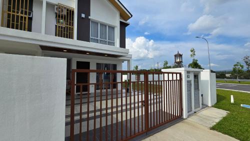 Kampung Batu Batu House | Villa 63 3Bedroom 8pax