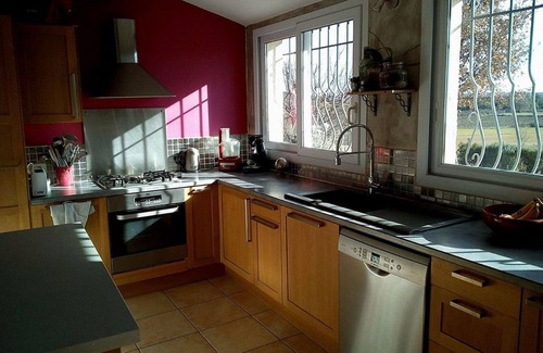 Serviers-et-Labaume Villa | Villa 8/9 p very comfortable splendid view of Uzes