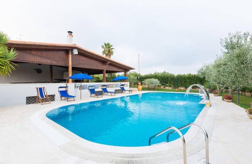Martina Franca Villa | Villa Abbracciavento