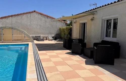Saint Froult Villa | Villa accueillante à Saint-Froult avec piscine privéeB