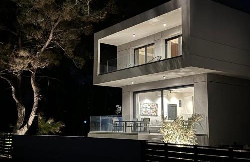 Polichrono Villa | Villa Adele