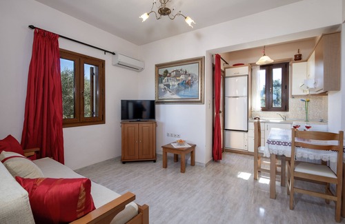 Asteri Villa | Villa Afroditi - Spend your vacations in Cretan nature!