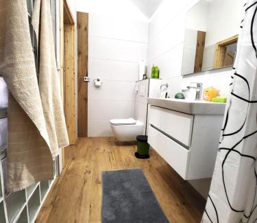 Balatonkenese Apartment | Villa Agardy 1