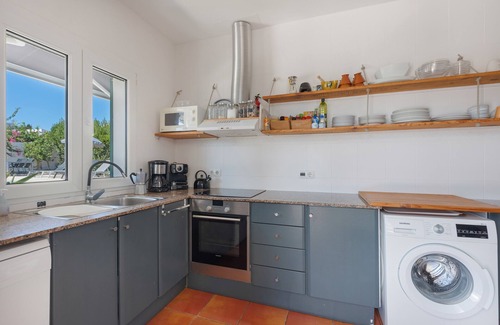 Marina de Son Ganxo Villa | Villa 'Agua Turquesa' with Private Pool, Wi-Fi and Air Conditioning