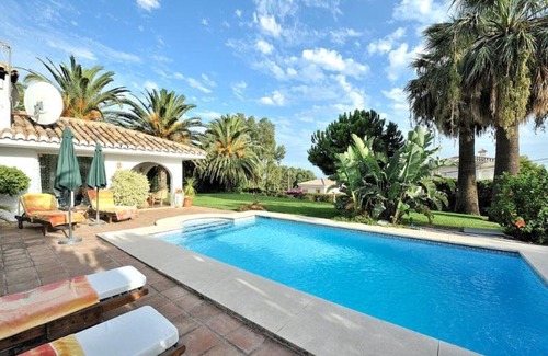 La Capellania Villa | Villa Al Jazmine stunning single storey villa with private heated pool