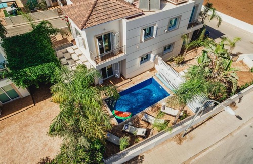 Paralimni Villa | Villa Alana- Protaras