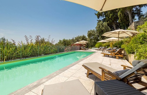 Montignoso Apartment | VILLA ALBERICO - SUITE P 6pax Sea view, A/C, Free WiFi, close to beach clubs