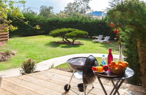 Calvi Villa | Villa "Albizzia" avec terrasse et jardin 6 à 8 personnes