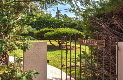 Calvi Villa | Villa "Albizzia" avec terrasse et jardin 6 à 8 personnes