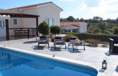 Kathikas Villa | Villa Alethia