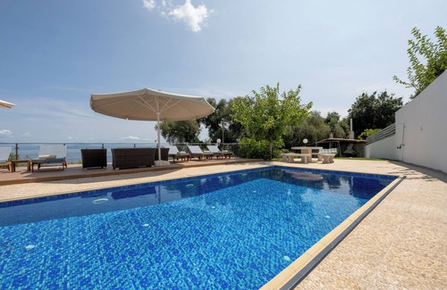Perama Villa | Villa Alexandros luxury achillion corfu