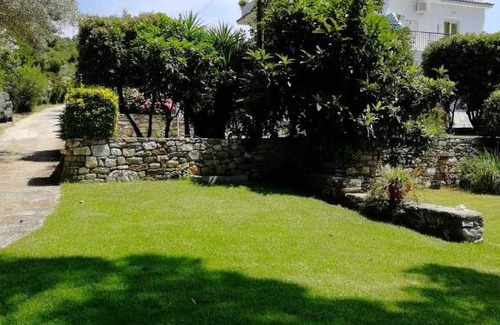 Koukounaries Apartment | Villa ALEXIS