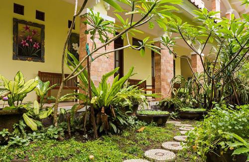 Depok House | Villa Alicia