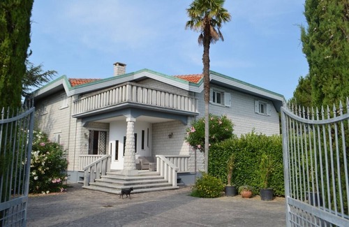 Colbuccaro Villa | Villa Alisso - Countryside villa with pool