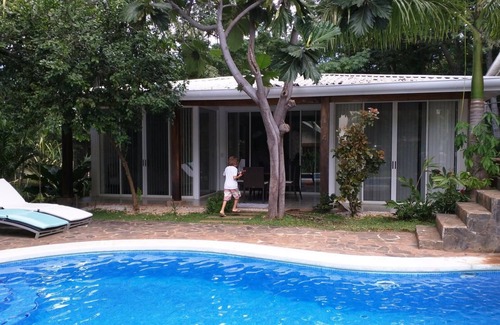 Tamarindo Villa | Villa Almendro - Chic! 150 meters to beach, cascading pool, free wifi!