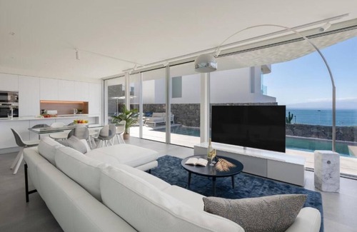 Sahara Desert Villa | Villa Aloe - Casangular by Upper