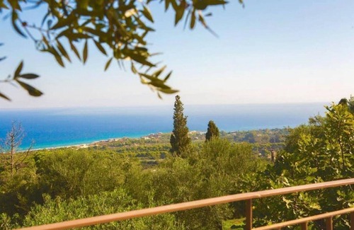 Vasilikos Villa | Villa Aloni - Three Bedroom Villa, Sleeps 6
