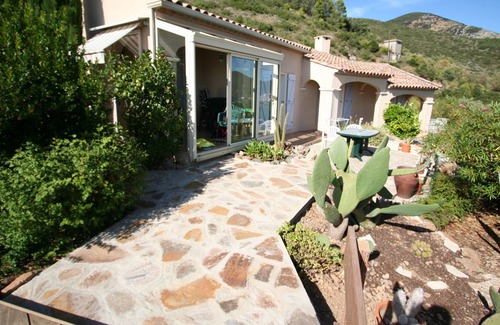 Roquebrun House | Villa Altea. Charming villa with panoramic views.