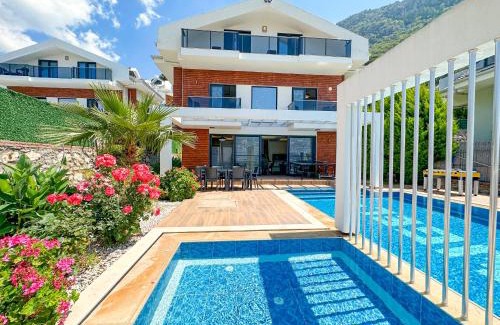 Oludeniz Villa | Villa Alya, spacious 4 bed villa with private pool