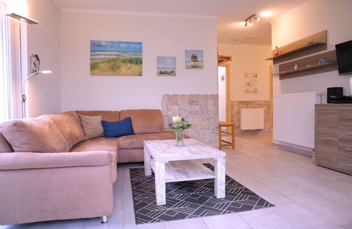 Dorumer Neufeld House | Villa am Meer-Antje: North Sea magic for unforgettable moments just 300m from the sea!