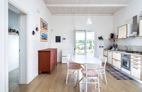 Scicli Apartment | Villa Amantea (Viola) - Independent apartment with beach access