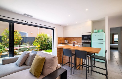 Perpignan Villa | Villa Amaris - special discount july and august - quiet - Upscale