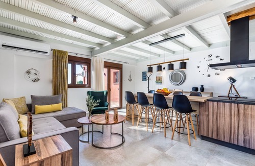 Alikias Villa | Villa Amaryllis by Kardous Skopelos villas. your dream becomes reality !