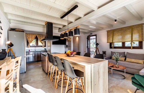Alikias Villa | Villa Amaryllis by Kardous Skopelos villas. your dream becomes reality !