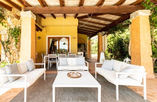 Chia Villa | Villa Ambra with private pool in Chia, just a stone throw from the finest beach