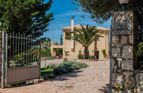 Karavados Villa | Villa Ammnoy Luxury Villa With Pool In Quiet Location, Near To Beach, Tavernas and Shops