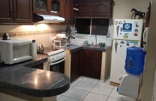 Machala Apartment | Villa amoblada en urbanización