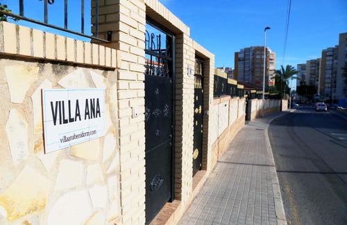 Benidorm Villa | Villa Ana Apartments