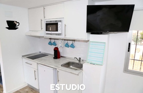 Benidorm Villa | Villa Ana Apartments