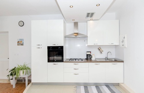 Ruzic House | Villa Ana (V5561-K1) - Umljanovic