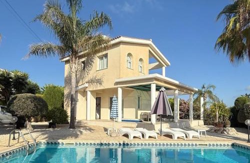 Peyia Town Villa | Villa Anastasia - Stunning Sea View, Cheerful 2 Bedroom Villa