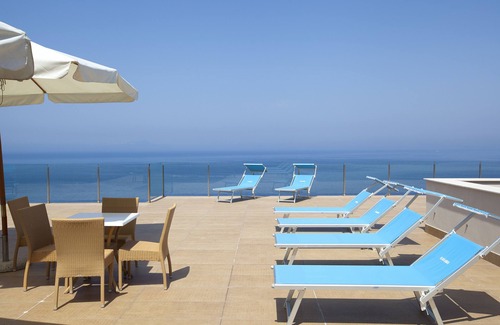 Marina di Puolo House | Villa Angelina