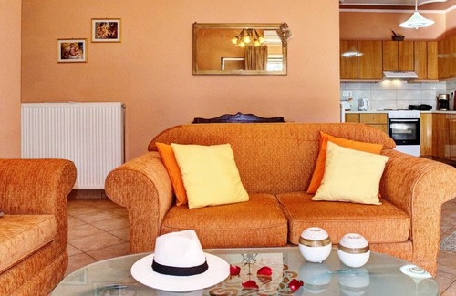 Agios Matthaios Villa | Villa Angelloti