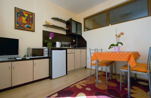 Sveti Vlas Villa | Villa “ani” Sveti Vlas Bulgarian Black Sea Coast Open may to october