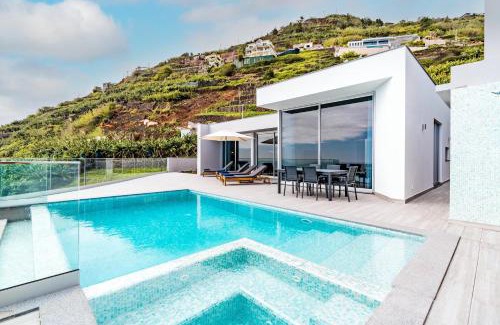 Arco da Calheta Villa | Villa Anita ,beautiful sunset