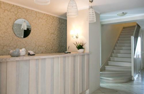 Apsuciems Hotel | Villa Anna