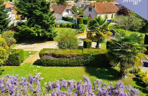 Le Puy d'Alon House | VILLA ANNEE 30 Rénovée ,Terrasse et Jardin