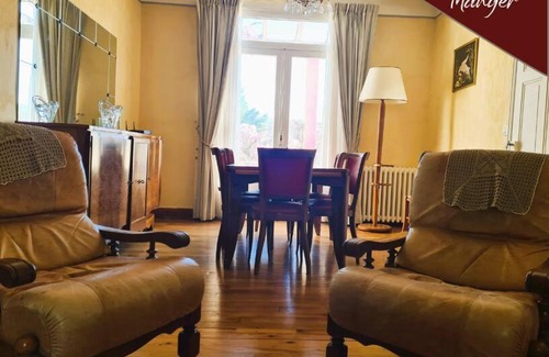 Le Puy d'Alon House | VILLA ANNEE 30 Rénovée ,Terrasse et Jardin